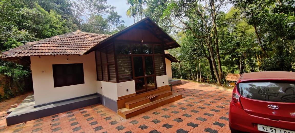 Padinjarathara Clay Resort By Bestinn Leisure - Wayanad المظهر الخارجي الصورة