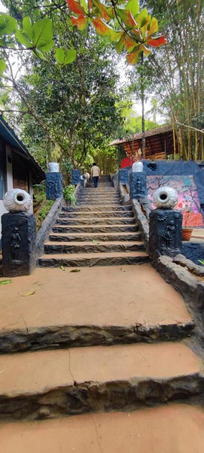 Padinjarathara Clay Resort By Bestinn Leisure - Wayanad المظهر الخارجي الصورة